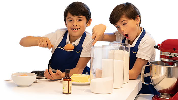 Kinder backen Plaetzchenrezept fuer Weihnachten